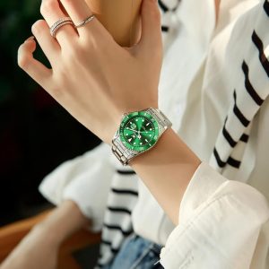 Women’s 35mm stainless steel watch with rotatable bezel and sunray dial